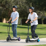 Scooter eléctrica Razor Power Core E100 Morado con negro - Imagen 5